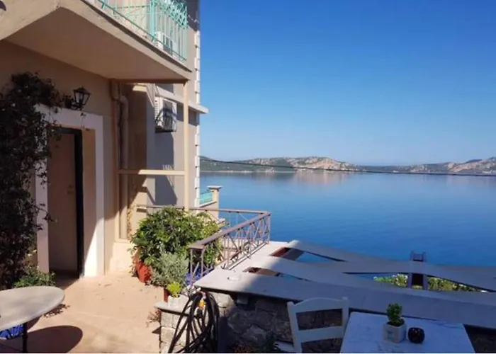 Olga & Danae With Panoramic View In *